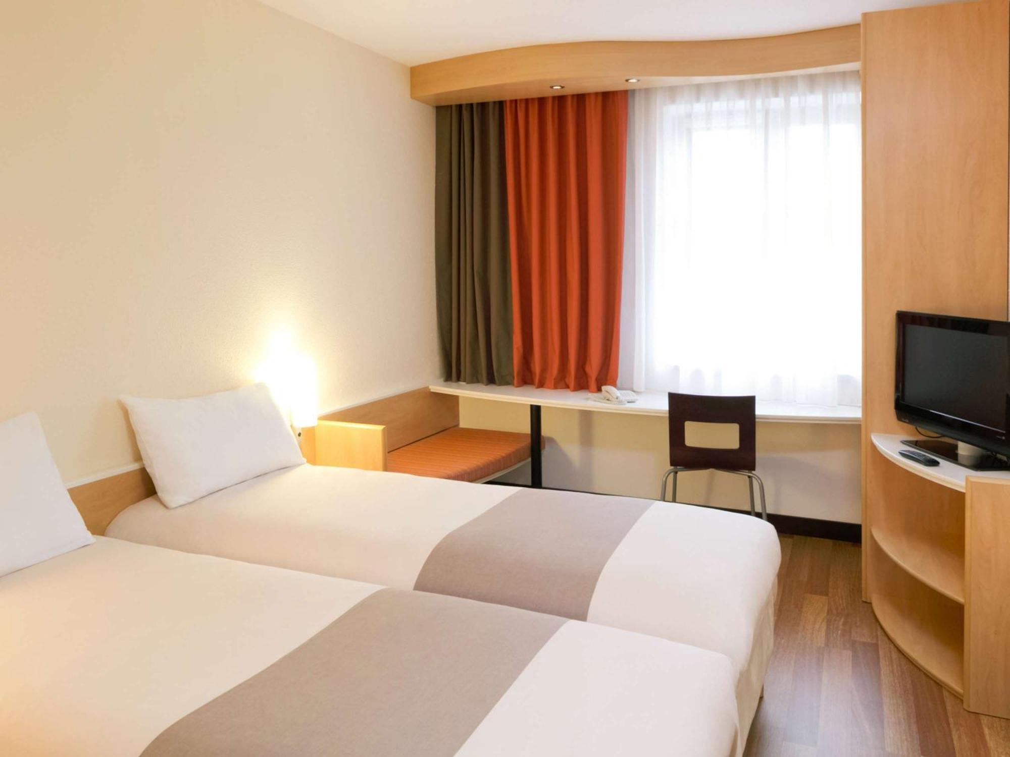 Ibis Bratislava Centrum Luaran gambar