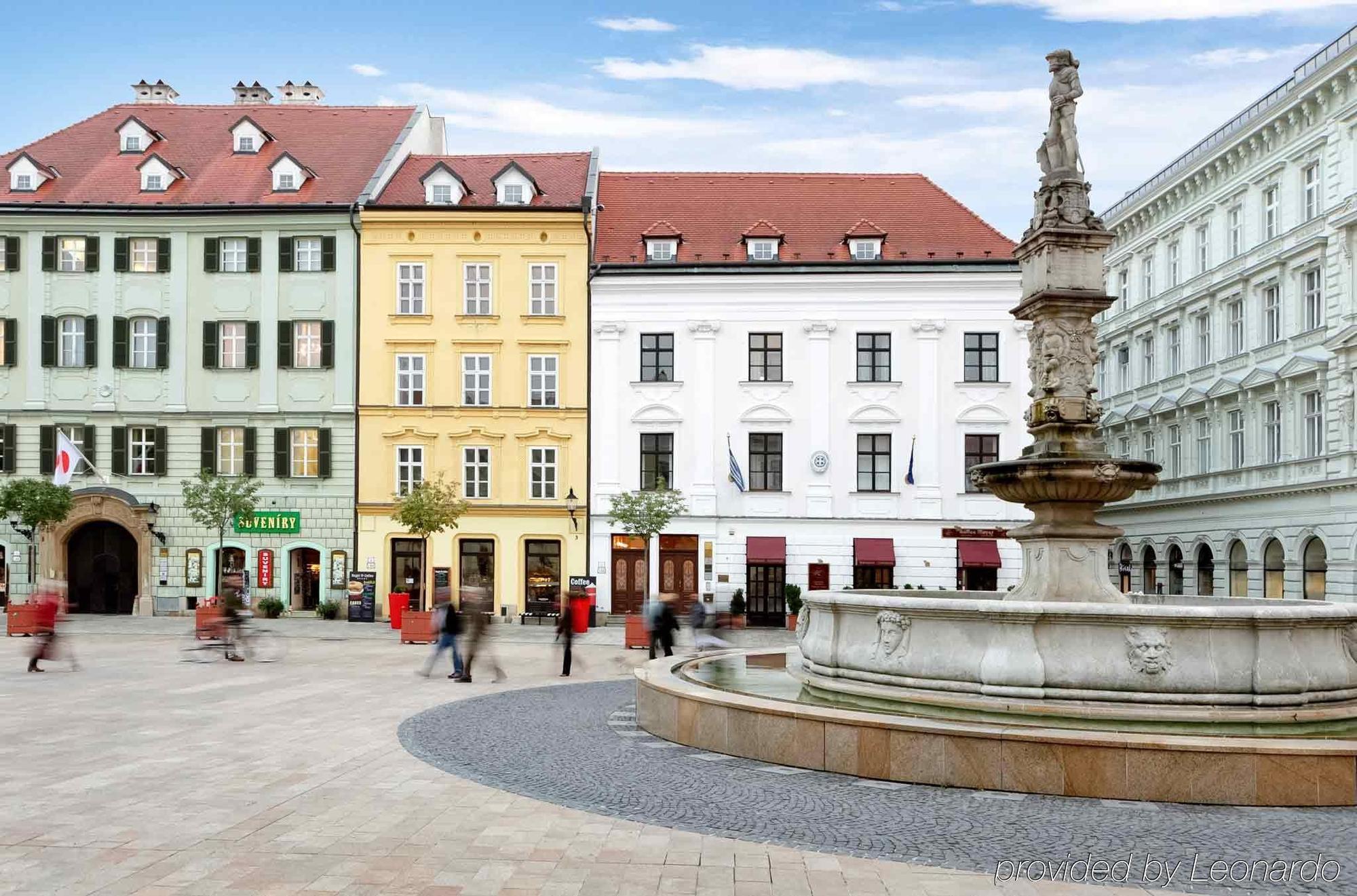 Ibis Bratislava Centrum Luaran gambar