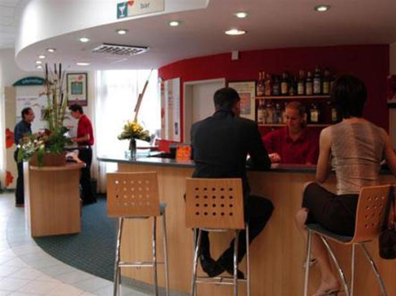 Ibis Bratislava Centrum Luaran gambar